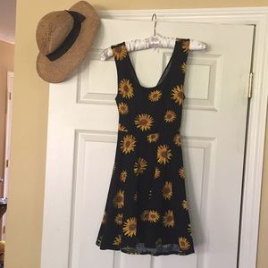 Summer dress sunflower pattern